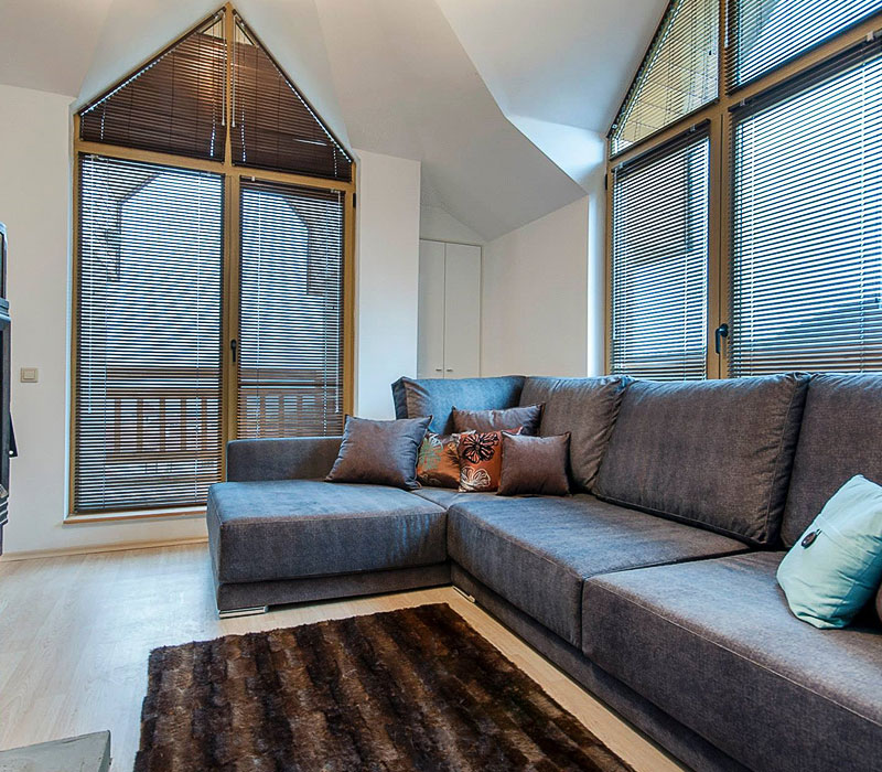 WE ARE VIỆT HOÀWE’LL MAKE YOUR HOUSE BEAUTIFUL